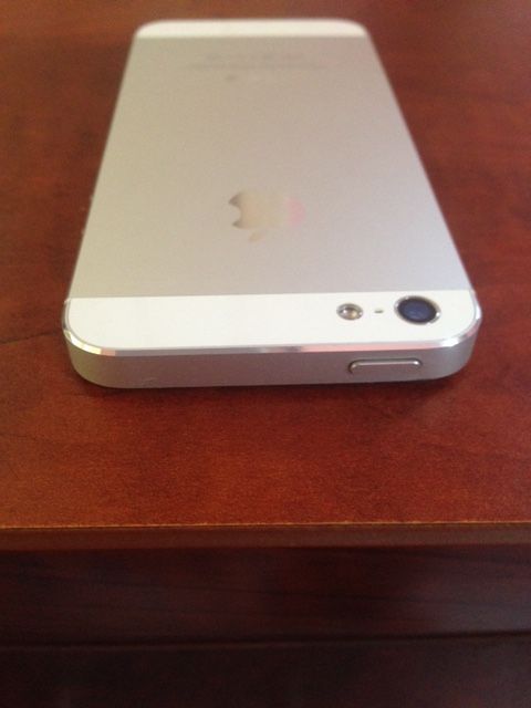 Iphone 5 White Cho AE Kỹ Thuật - 2