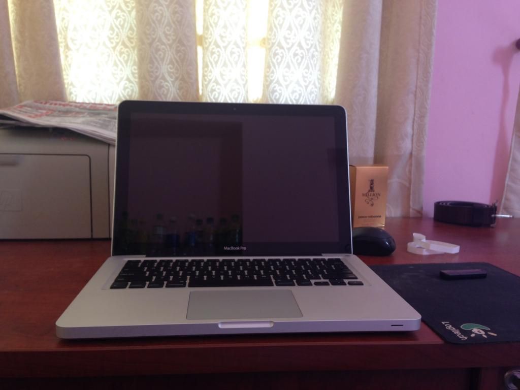 Macbook pro mc 700 cần thanh lý - 1