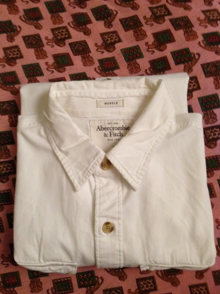 Cần bán áo sơ mi trắng Abercrombie US mới 100%