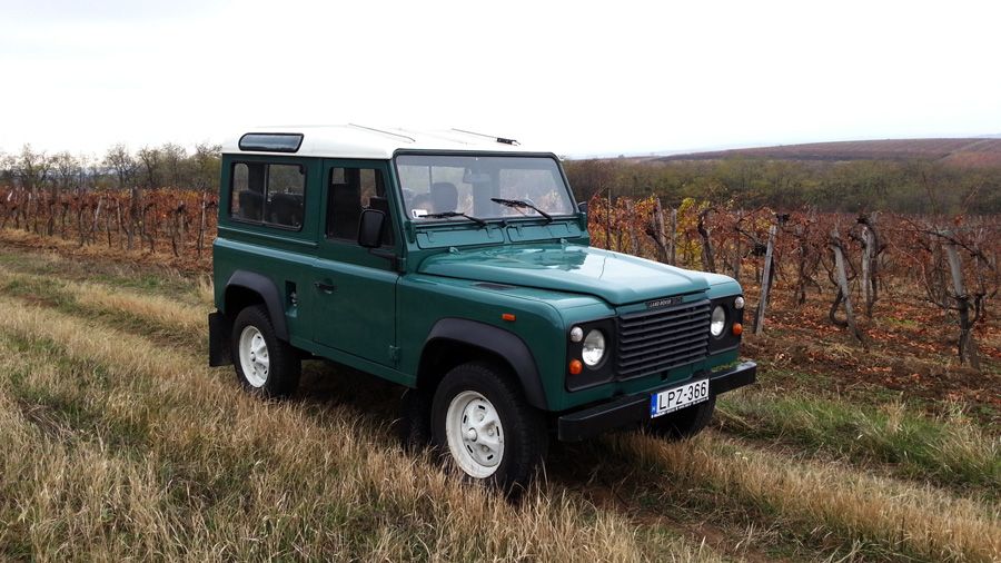  photo 1988LandRoverDefender90Diesel002.jpg