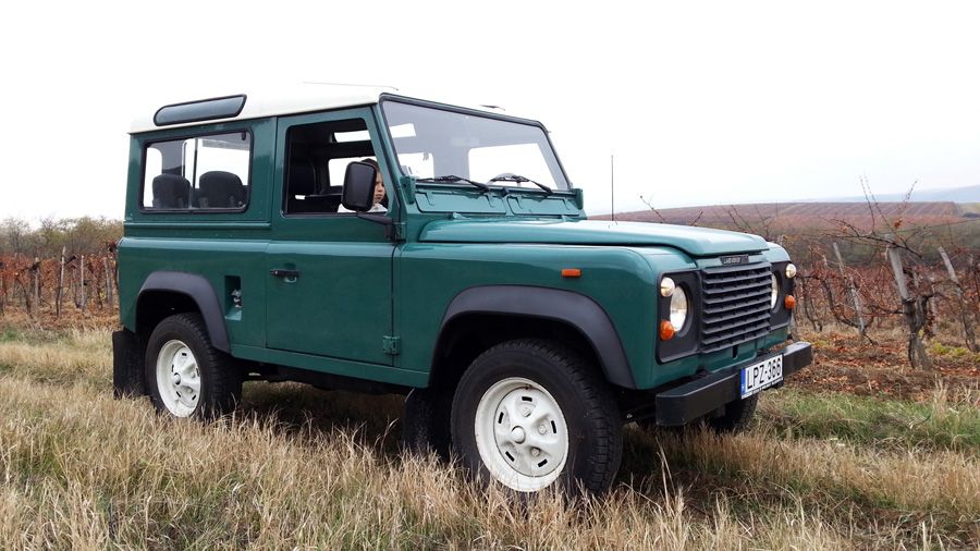  photo 1988LandRoverDefender90Diesel004.jpg