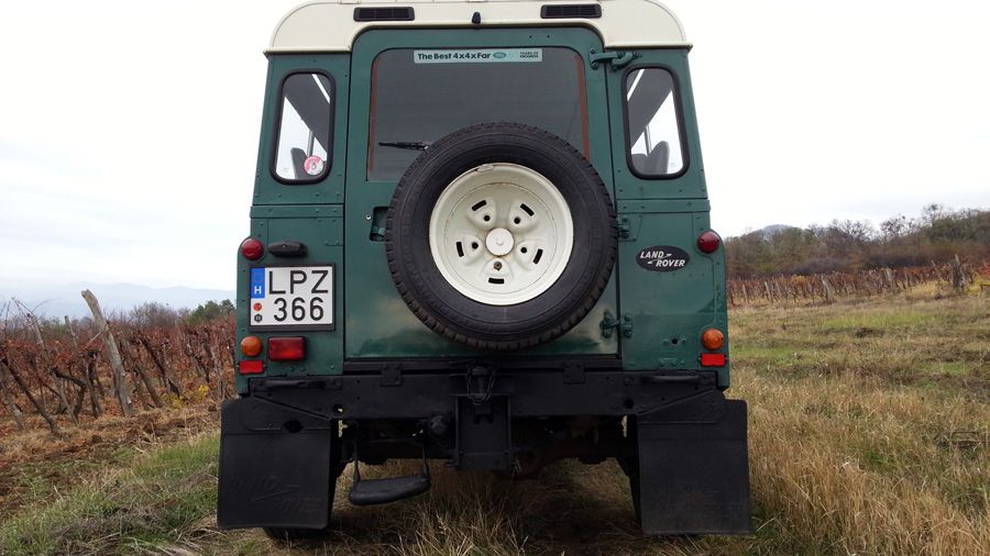  photo 1988LandRoverDefender90Diesel010.jpg