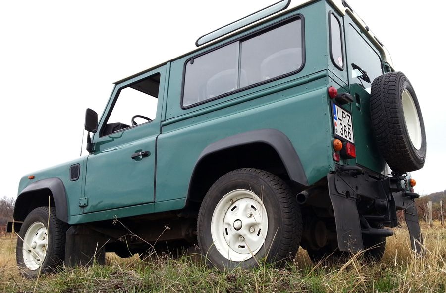  photo 1988LandRoverDefender90Diesel012.jpg