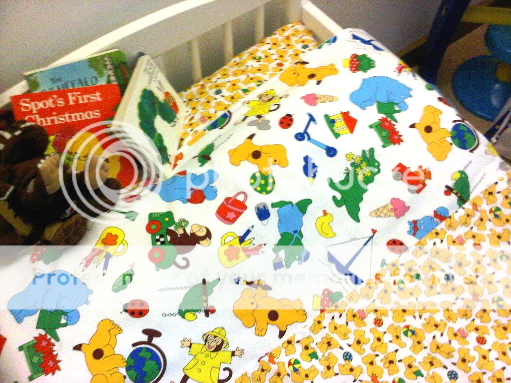 Spot the dog cot bed Junior duvet set + pillow  